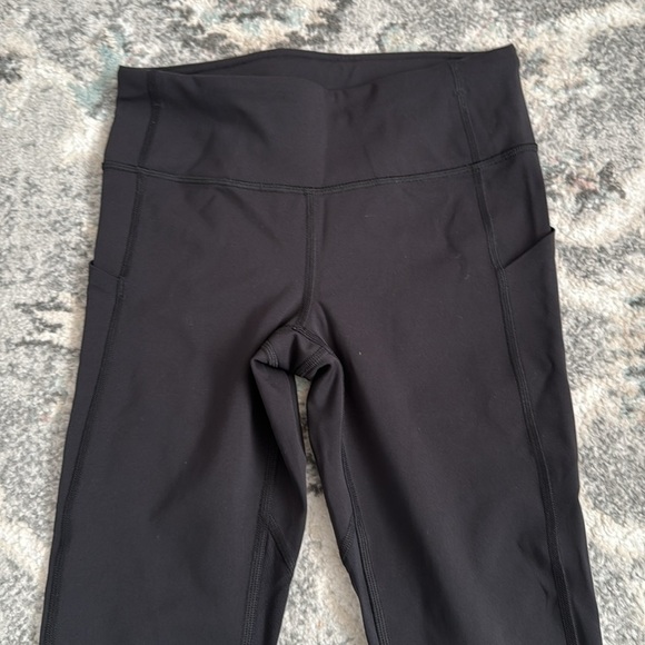 Lululemon Pace Rival Crop *Full-On Luxtreme 22" - Picture 2 of 9